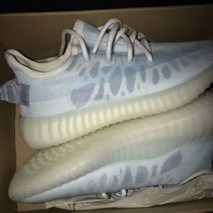 yeezy boost 350 brand new never worn